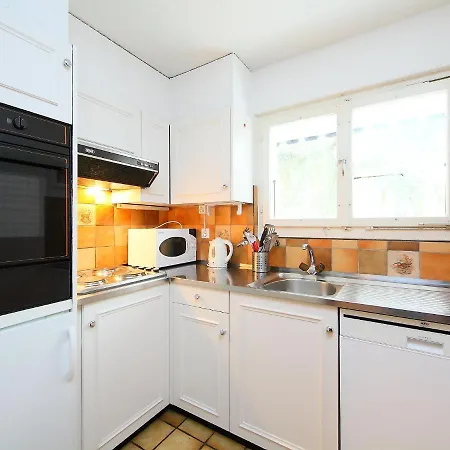 Appartement Regina C1 *
